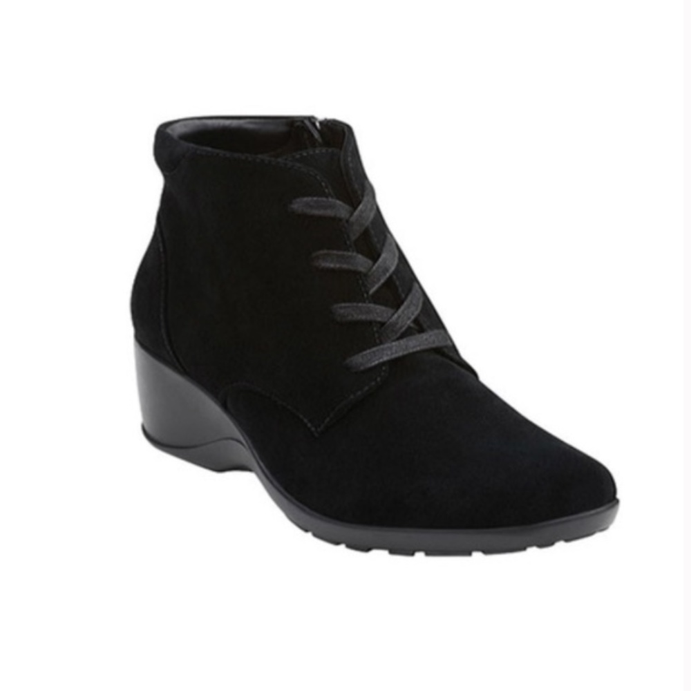 EUC! CLARKS Allura Astra Black Suede Wedge Laced Booties 10
